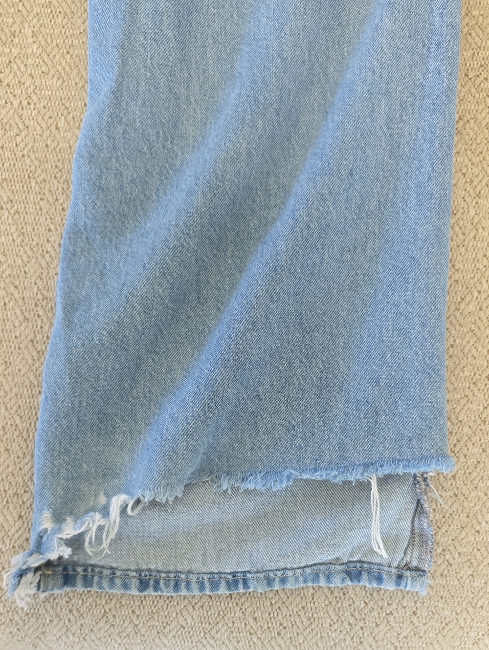 Levi's High Waisted Straight Jeans - Size 27 - Picture 7 of 14